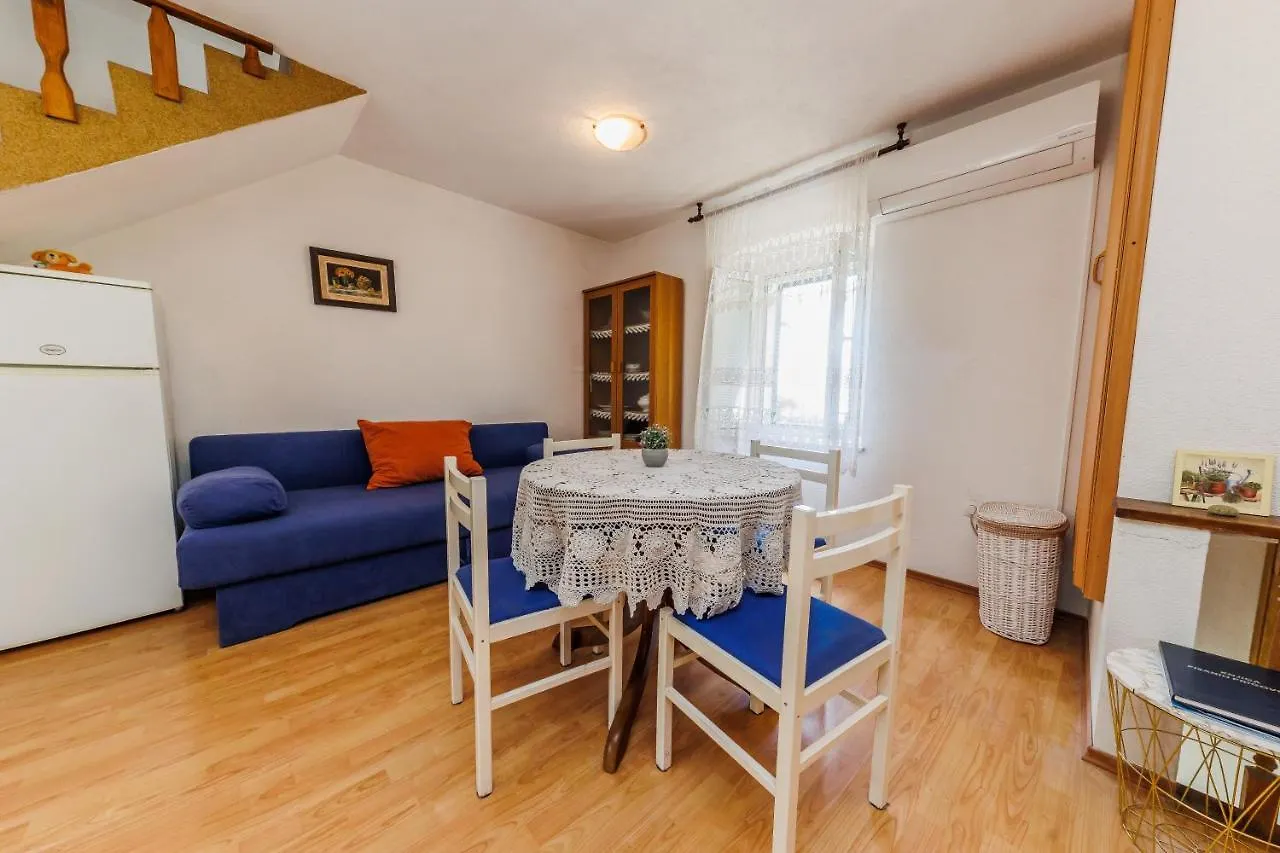 Apartman Luca Kaštela 0*,  Croatie