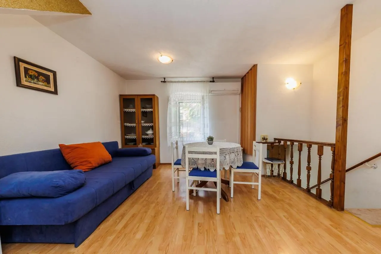 Apartman Luca Kastela Apartment